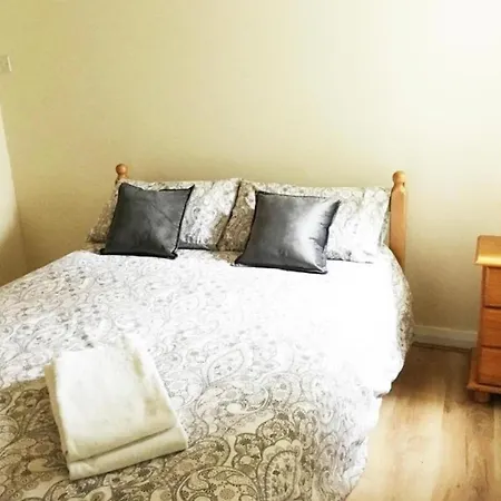 Kwatera prywatna Private Bedrooms At Student Rahoon Galway