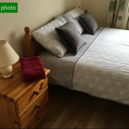 Private Bedrooms At Student Rahoon Kwatera prywatna Galway
