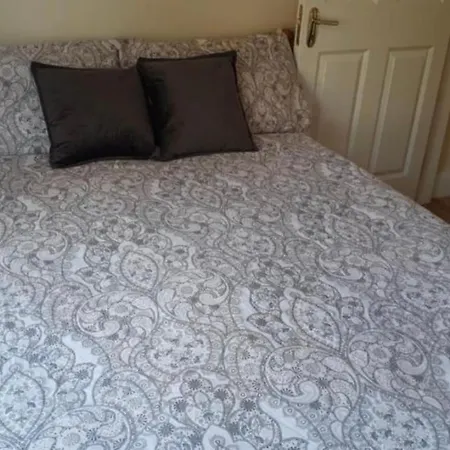 Private Bedrooms At Student Rahoon