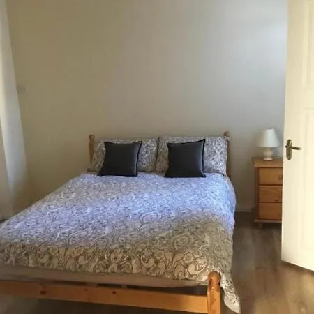 Private Bedrooms At Student Rahoon Kwatera prywatna Galway
